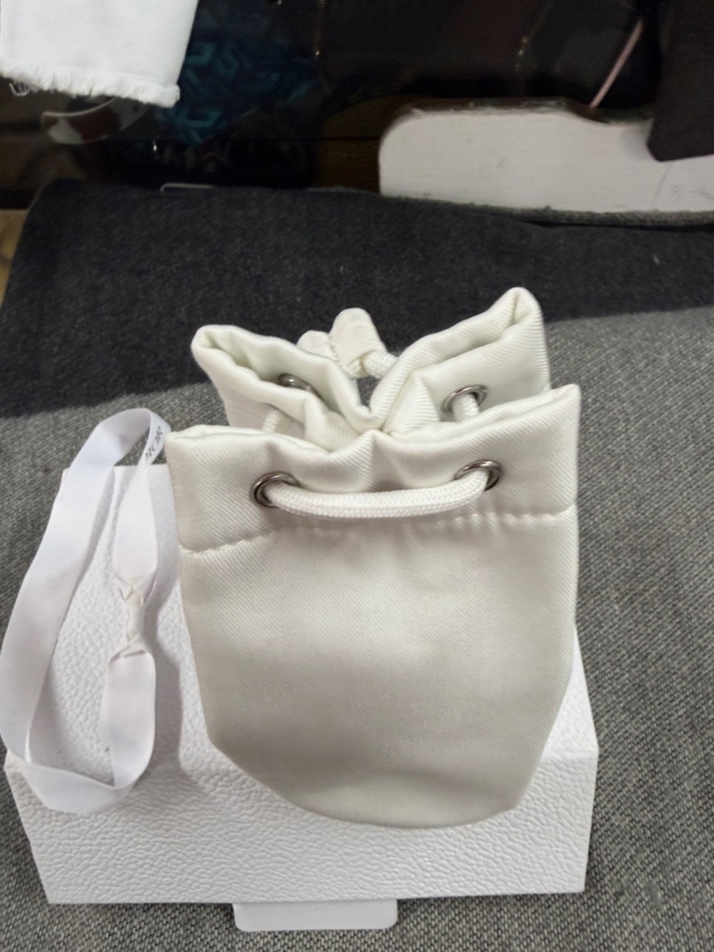 Dior White Drawstring Pouch Bag and box - Picture 4 of 4
